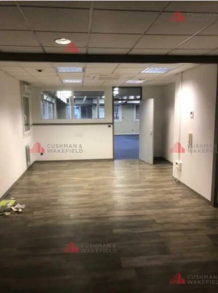 Bureau dans Besançon à louer - Photo de l’immeuble – Image 3 sur 6