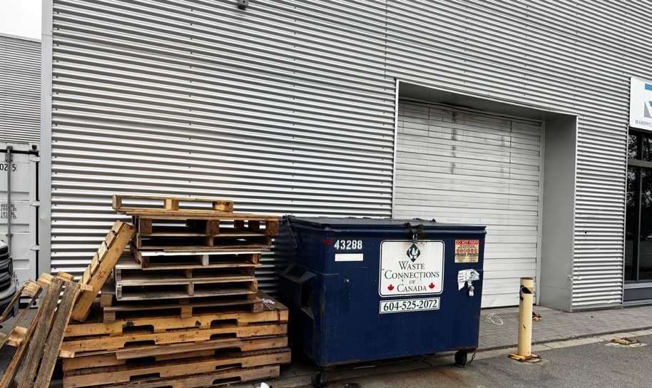 1820 Kootenay St, Vancouver, BC à louer Photo de l’immeuble– Image 1 sur 4