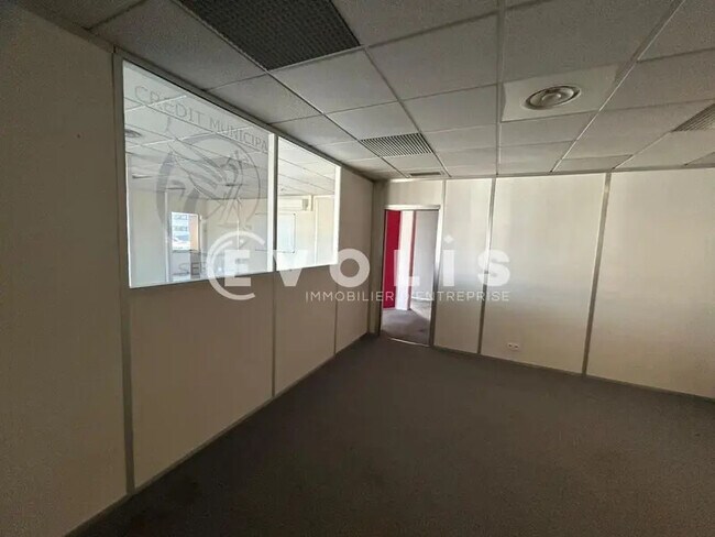 Plus de détails pour Bureau à louer