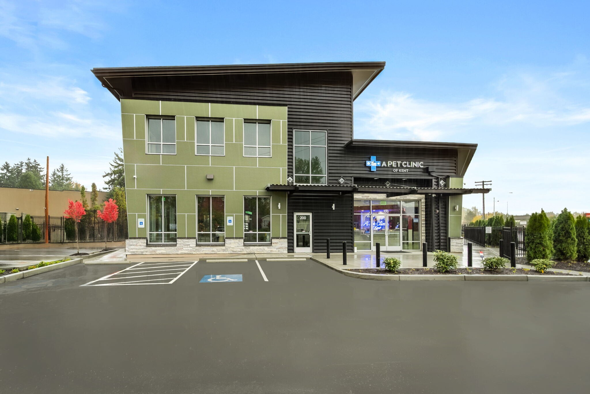 12828 SE Kent Kangley Rd, Kent, WA à louer Photo de l’immeuble– Image 1 sur 24