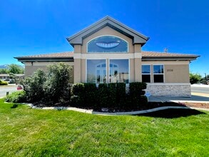 2090 E 2100 S, Salt Lake City, UT à louer Photo de l’immeuble– Image 1 sur 8