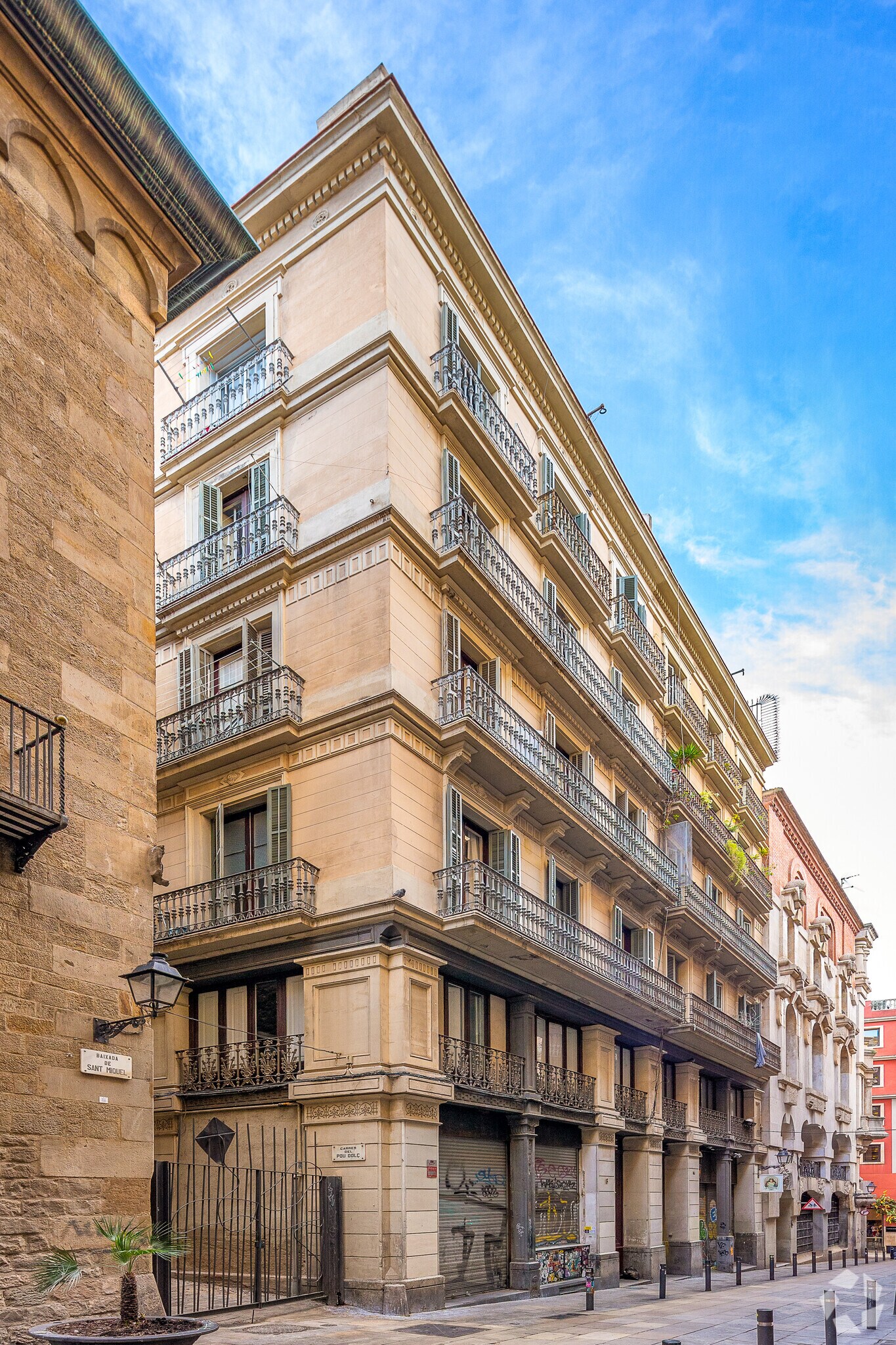 Local commercial dans Barcelone, Barcelona à louer Photo principale– Image 1 sur 2