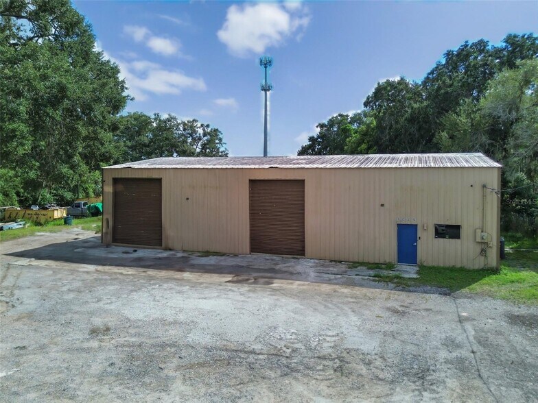 1049 E Myers Blvd, Groveland, FL à vendre - Photo de l’immeuble – Image 2 sur 9