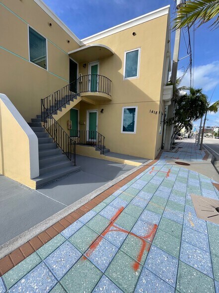 1318 N Ocean Blvd, Hollywood, FL à vendre - Photo de l’immeuble – Image 2 sur 44