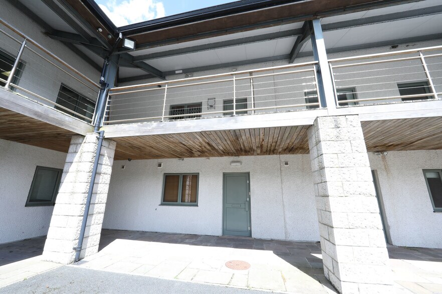 Kendal Rd, Carnforth à louer - Photo principale – Image 1 sur 27