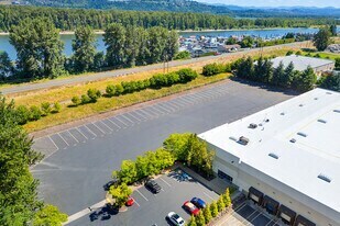 Plus de détails pour 18225 NE Riverside Pky, Portland, OR - Industriel/Logistique à louer