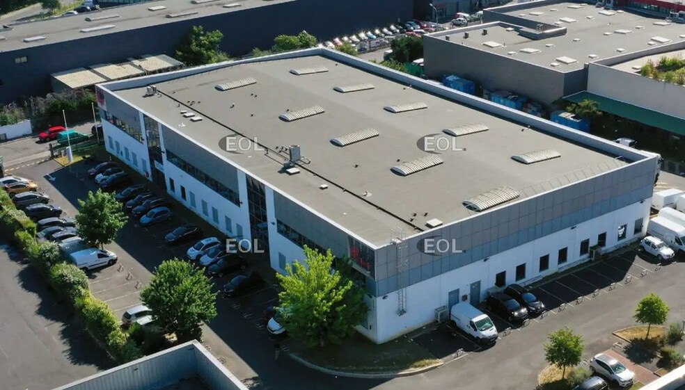99-101 Rue De La Bongarde, Gennevilliers à louer - Photo de l’immeuble – Image 1 sur 10