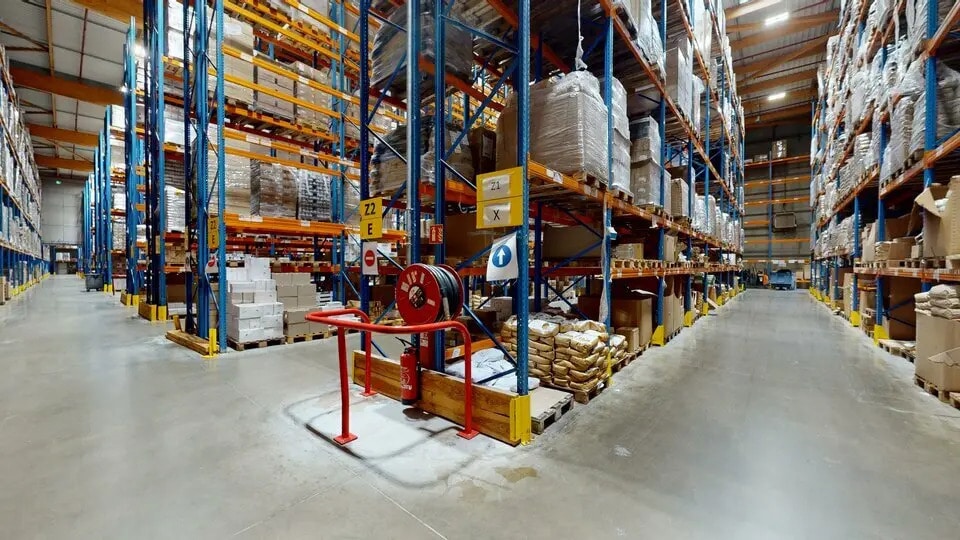 Local d'activités dans Brignais à vendre - Photo intérieure – Image 2 sur 4