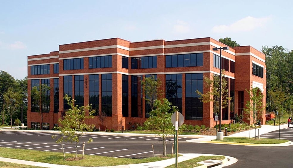 5695 King Centre Dr, Alexandria, VA à louer - Photo de l’immeuble – Image 2 sur 3