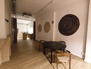 Local commercial dans Barcelone, Barcelona à louer Photo intérieure– Image 2 sur 18