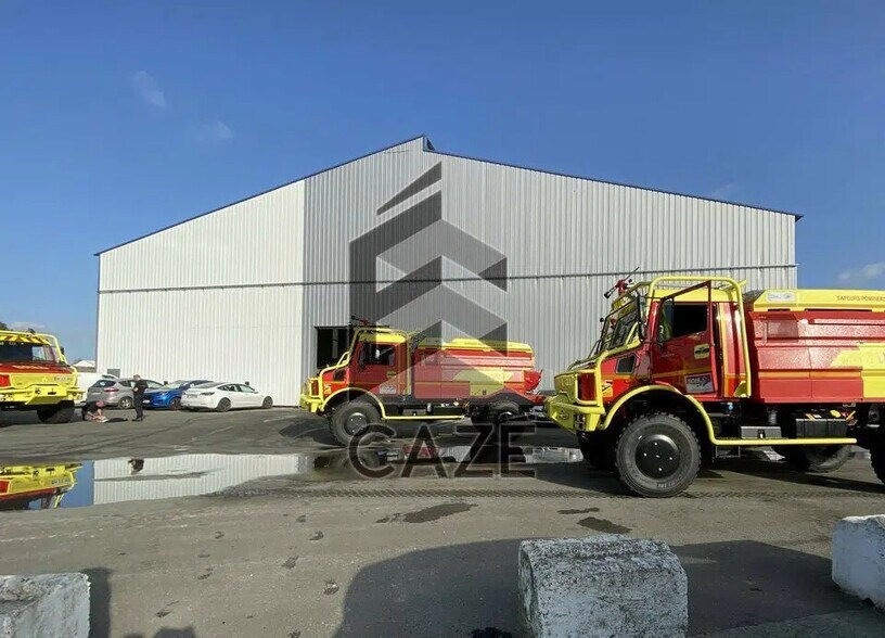 Industriel/Logistique dans Bassens à louer - Photo de l’immeuble – Image 3 sur 3