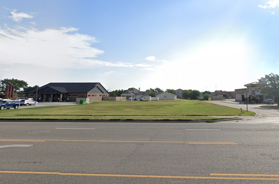 1500 Ohio st, Salina, KS à louer - Photo principale – Image 1 sur 2