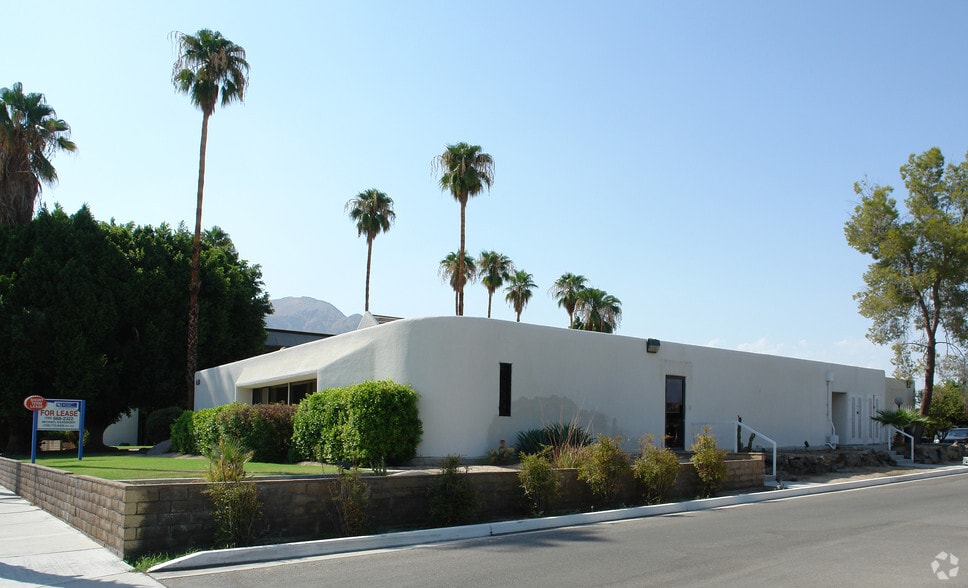 600-650 E Tahquitz Canyon Way, Palm Springs, CA à vendre - Photo principale – Image 1 sur 24
