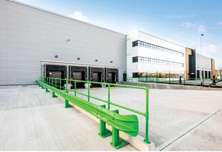 Plus de détails pour Crest Rd, High Wycombe - Industriel/Logistique à louer