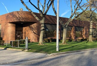 Plus de détails pour 45 Banfi Plz, Farmingdale, NY - Industriel/Logistique à vendre
