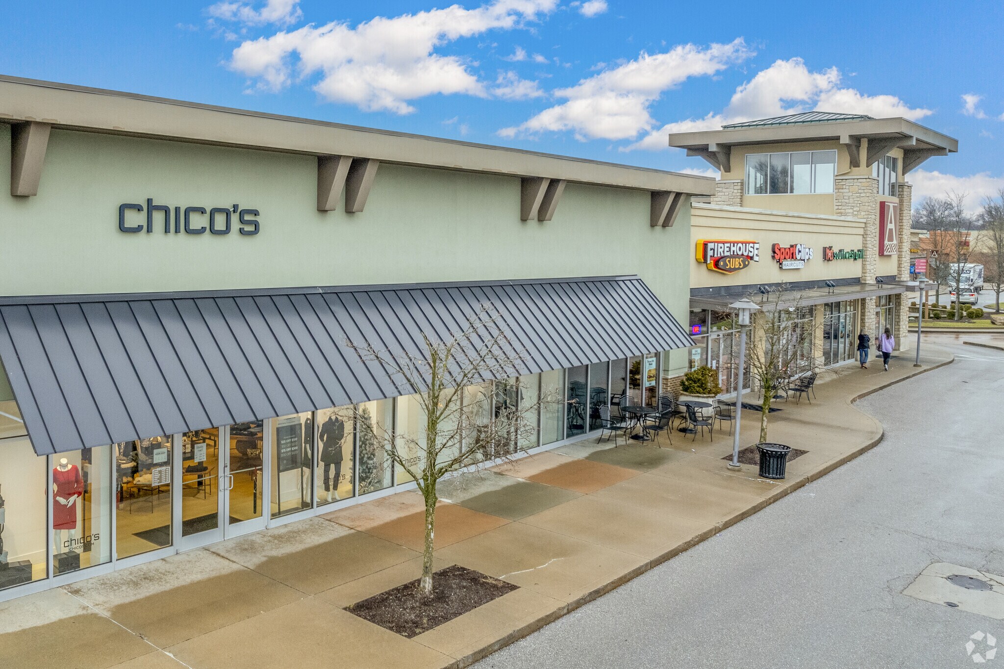 7500 Beechmont Ave, Cincinnati, OH à louer Photo principale– Image 1 sur 6