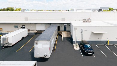 4200 N 29th Ave, Hollywood, FL à louer Photo de l’immeuble– Image 1 sur 2