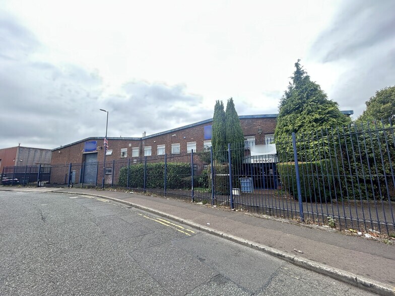 1 Edward St, Salford à louer - Photo de l’immeuble – Image 3 sur 8