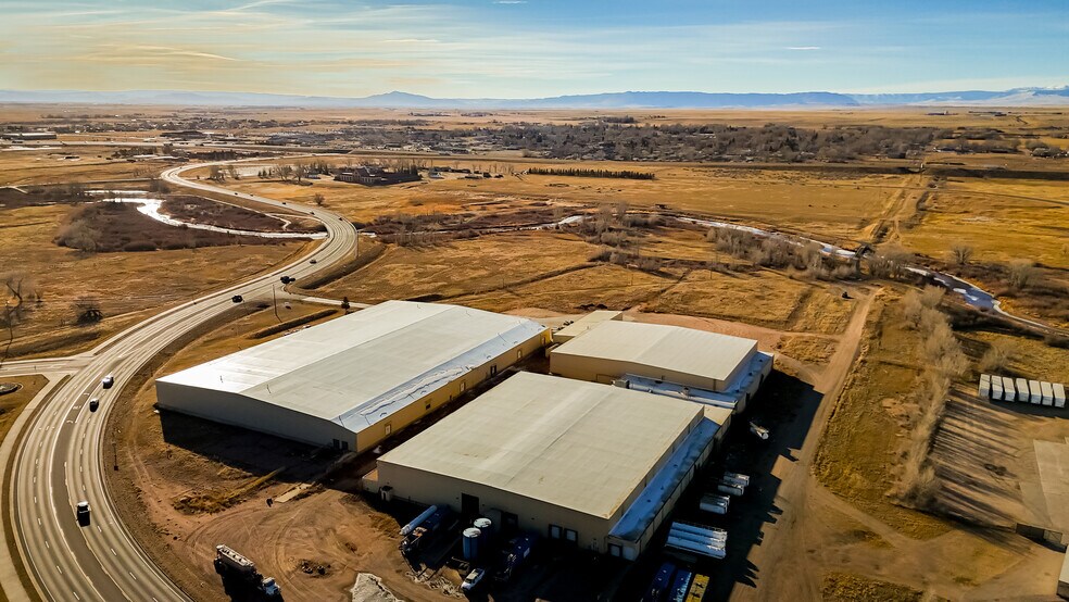 575 Snowy Range Rd, Laramie, WY à louer - Photo de l’immeuble – Image 1 sur 17