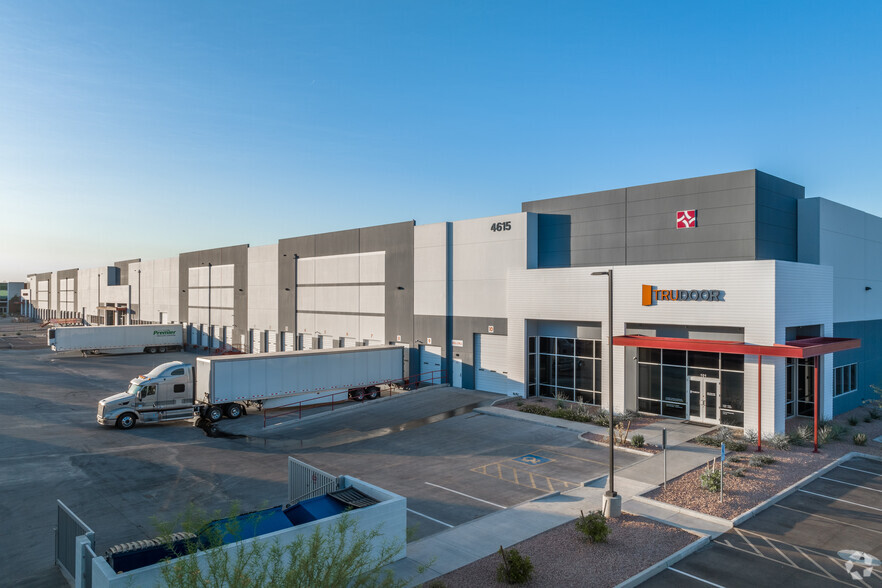 4615 W McDowell Rd, Phoenix, AZ à louer - Photo principale – Image 1 sur 5