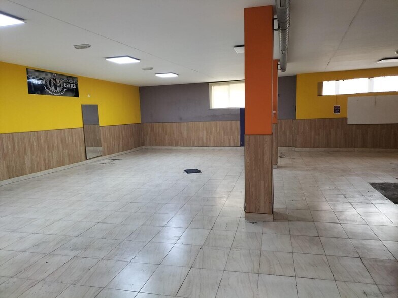 Local commercial dans Cox, Alicante à vendre - Photo intérieure – Image 3 sur 7