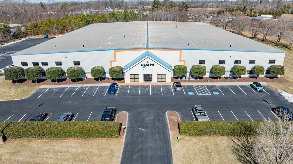 126 Quality Dr, Mocksville, NC à vendre - Aérien – Image 3 sur 6