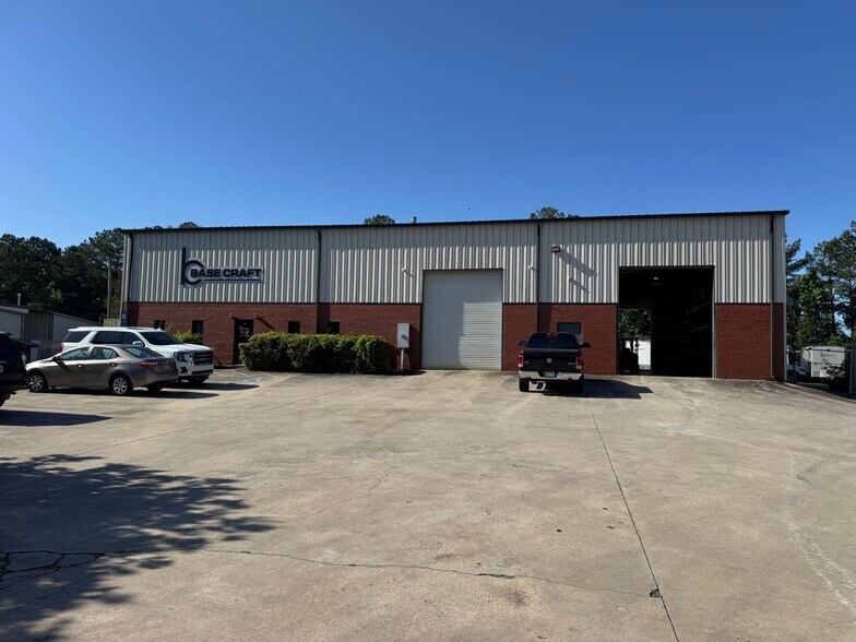 118 Park West Dr, McDonough, GA à louer - Photo de l’immeuble – Image 2 sur 5