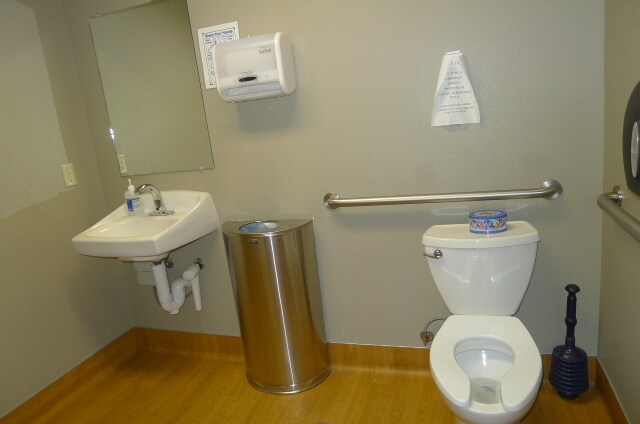 406 1st Ave S, Lewistown, MT à vendre - Photo intérieure – Image 3 sur 19