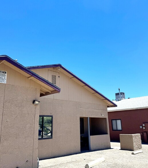 5735 S Morris Blvd, Tucson, AZ à vendre - Photo de l’immeuble – Image 2 sur 5