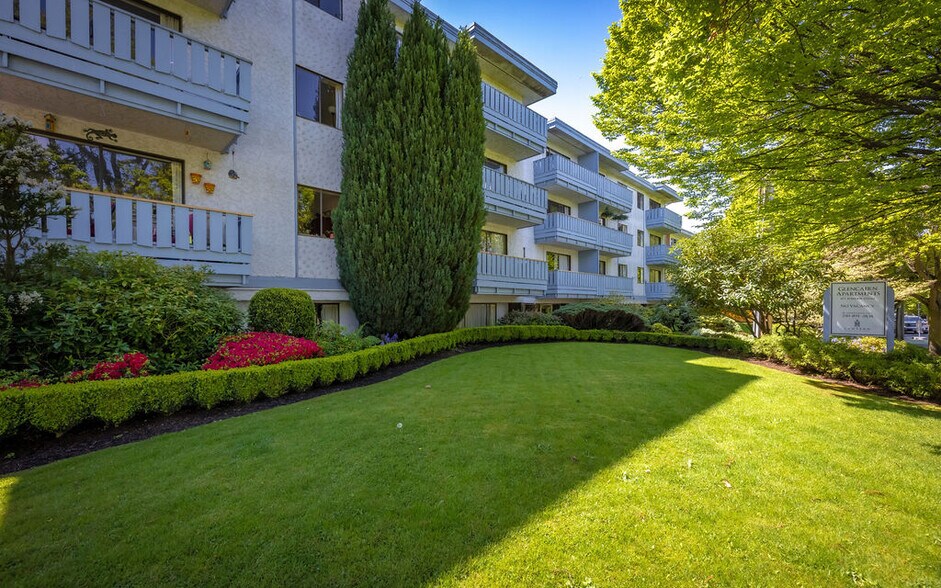 477 Superior St, Victoria, BC à vendre - Photo de l’immeuble – Image 1 sur 7