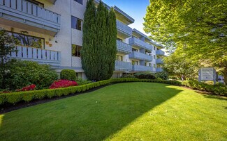 Plus de détails pour 477 Superior St, Victoria, BC - Logement à vendre