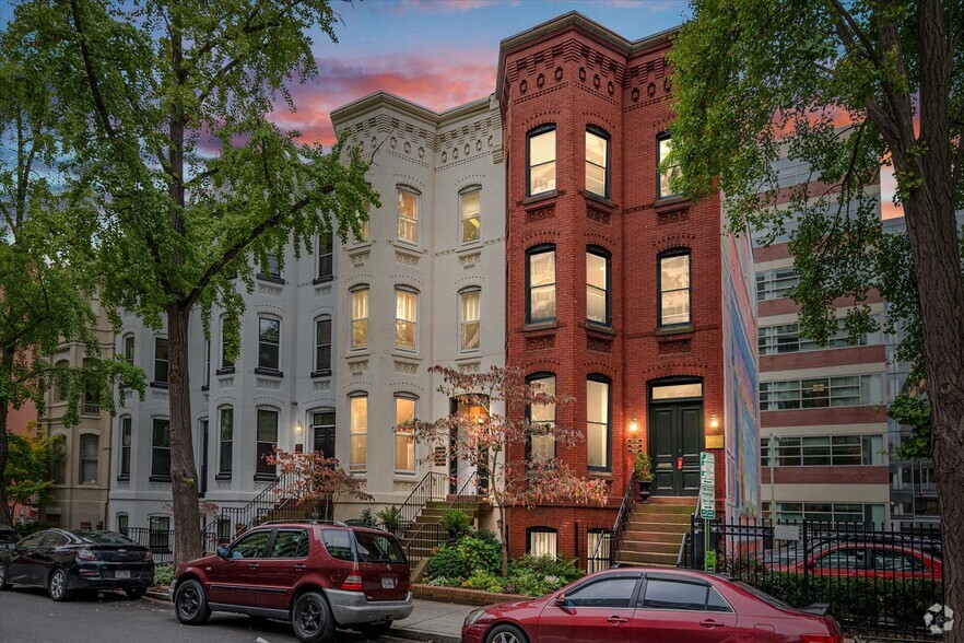 Dupont Circle Victorian Rowhouse Offices portefeuille de 2 biens à vendre sur LoopNet.fr - Photo de l’immeuble – Image 1 sur 53