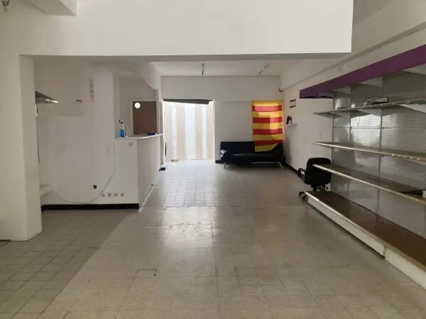 Plus de détails pour Local d’activités à vendre