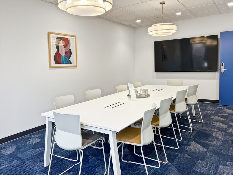 205 W Grand Ave, Bensenville, IL à louer - Photo intérieure – Image 3 sur 17