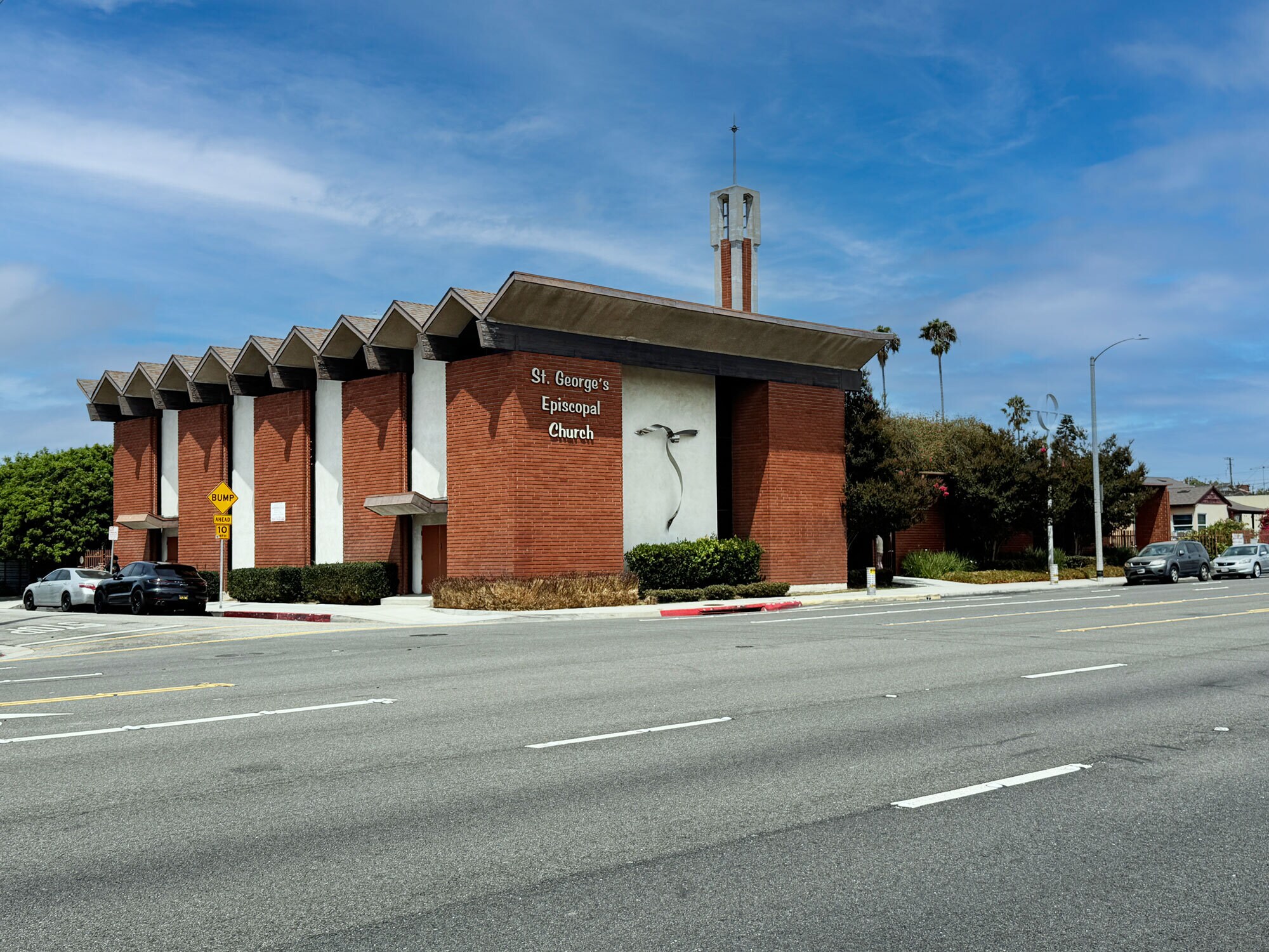 4679 W El Segundo Blvd, Hawthorne, CA à vendre Photo de l’immeuble– Image 1 sur 13