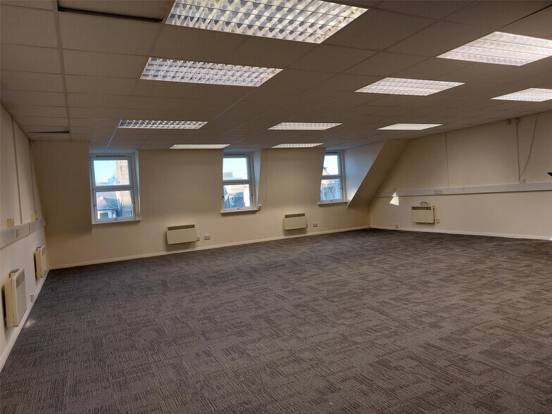469 Union St, Aberdeen à louer - Photo de l’immeuble – Image 2 sur 5