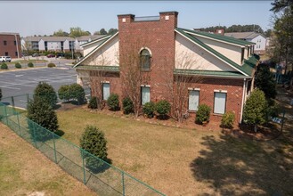 6408 Brookstone Ln, Fayetteville, NC - VUE AÉRIENNE  vue de carte - Image1