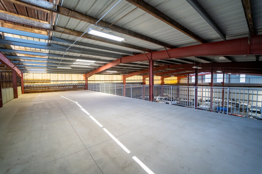 2751 Lynwood Rd, Lynwood, CA à louer - Photo intérieure – Image 1 sur 11