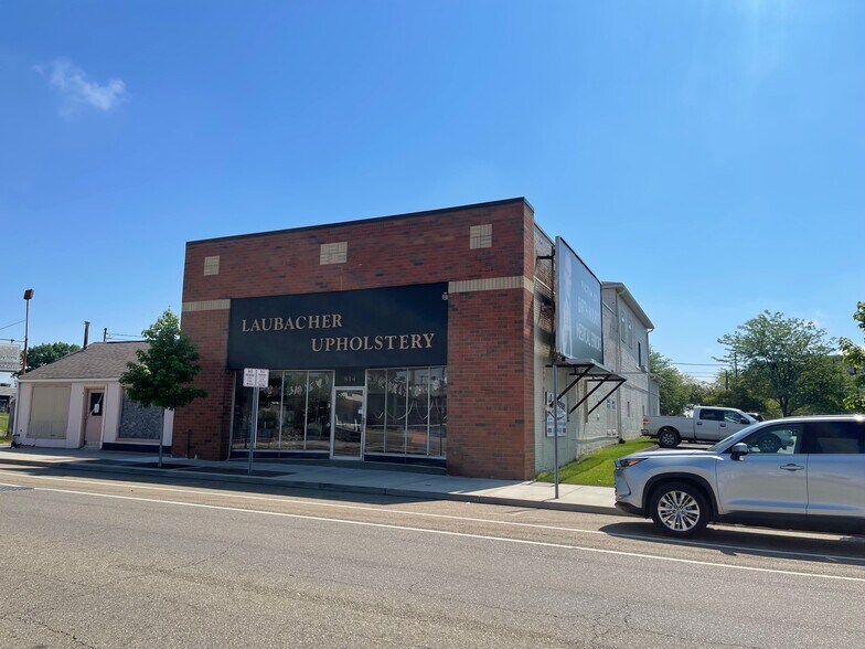 814 Cleveland Ave NW, Canton, OH à vendre - Photo de l’immeuble – Image 2 sur 19