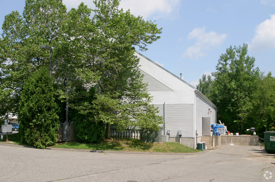 292 Spielman Hwy, Burlington, CT à louer - Photo de l’immeuble – Image 2 sur 14
