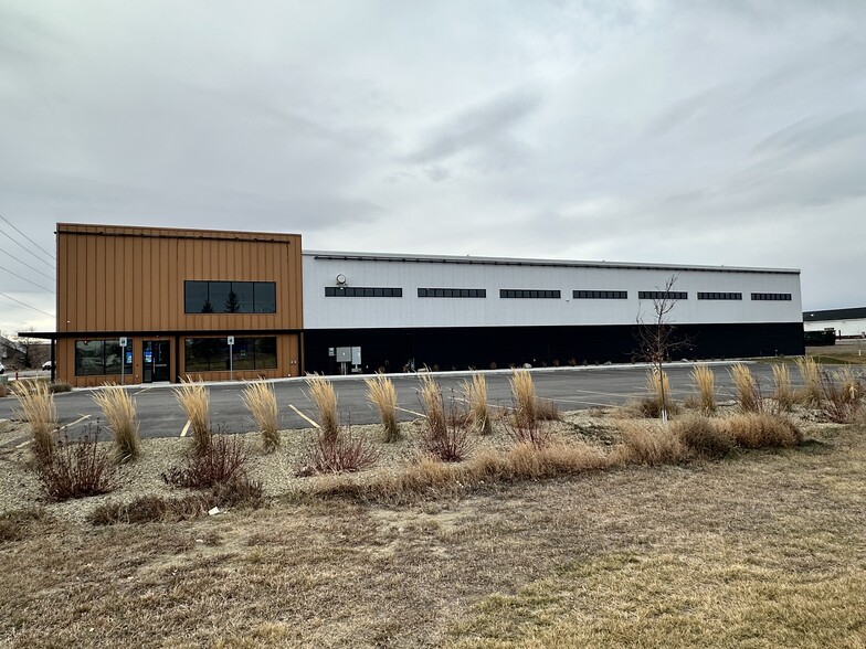 1450 S 32nd St W, Billings, MT à louer - Photo de l’immeuble – Image 3 sur 12