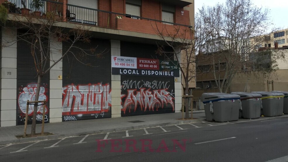 Immeuble residentiel dans Barcelone, Barcelona à vendre - Photo de l’immeuble – Image 3 sur 3
