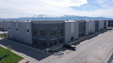 3145 N 200 W, Hyde Park, UT à louer Photo intérieure– Image 1 sur 3