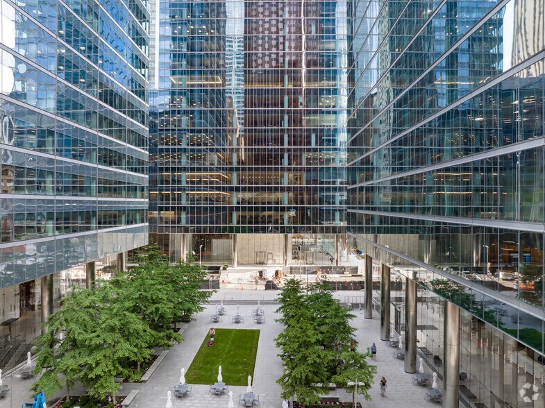 40 Temperance St, Toronto, ON à louer - Photo de l’immeuble – Image 2 sur 5