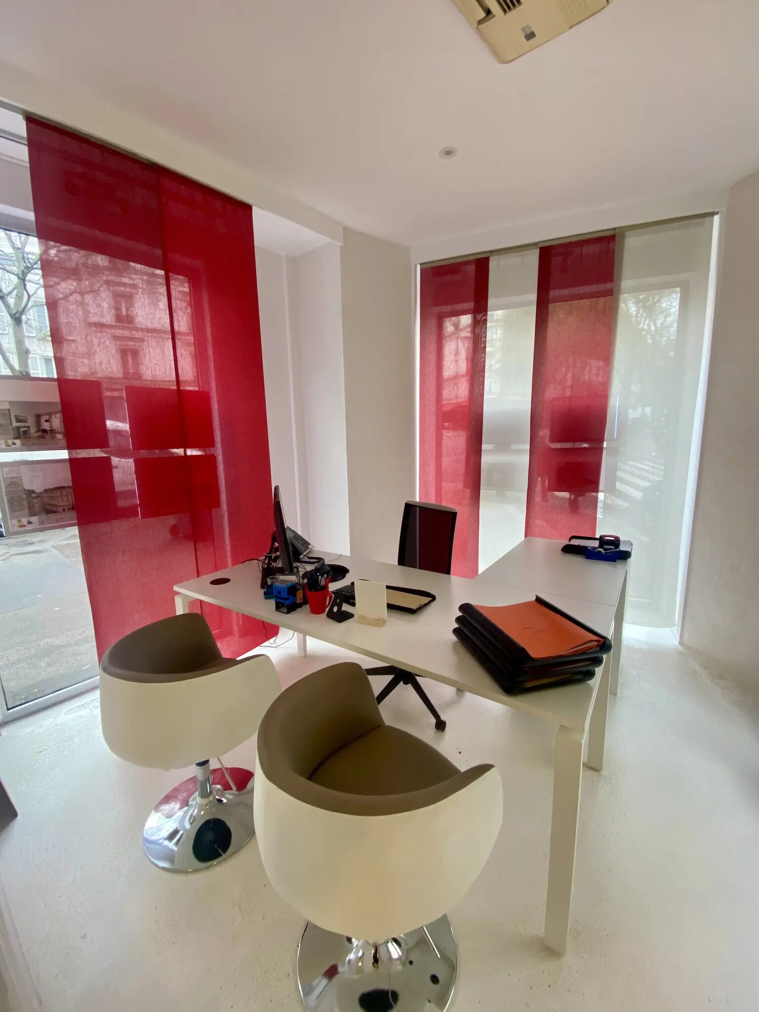 48 Rue Custine, Paris à louer Photo intérieure– Image 1 sur 2