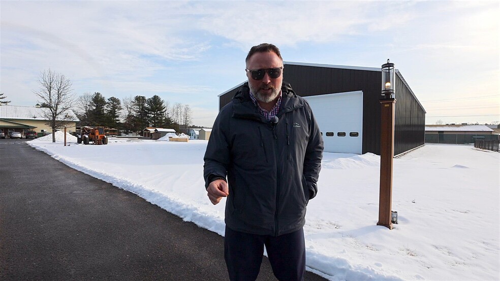 Southampton Rd, Westfield, MA à vendre - Vidéo sur l’annonce professionnelle – Image 2 sur 15