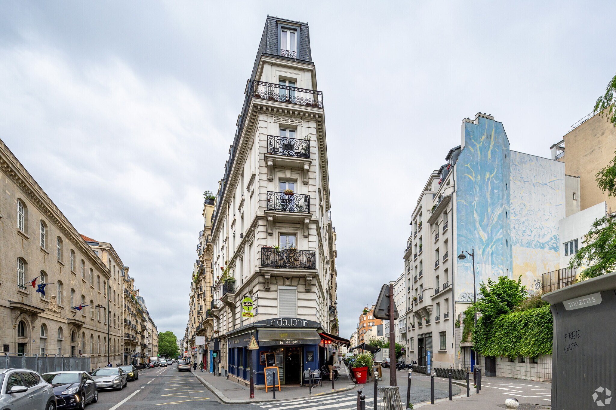 Local commercial dans Paris à louer Photo principale– Image 1 sur 4