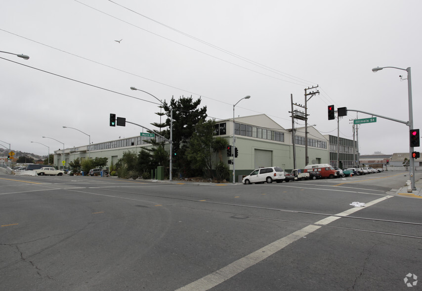 3201-3275 3rd St, San Francisco, CA à louer - Photo principale – Image 3 sur 3
