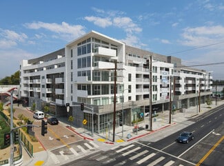 Plus de détails pour 6625 Reseda Blvd, Reseda, CA - Local commercial à louer