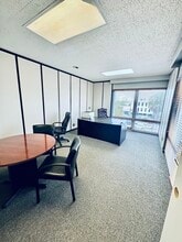 2810 E Oakland Park Blvd, Fort Lauderdale, FL à louer Photo intérieure– Image 1 sur 16